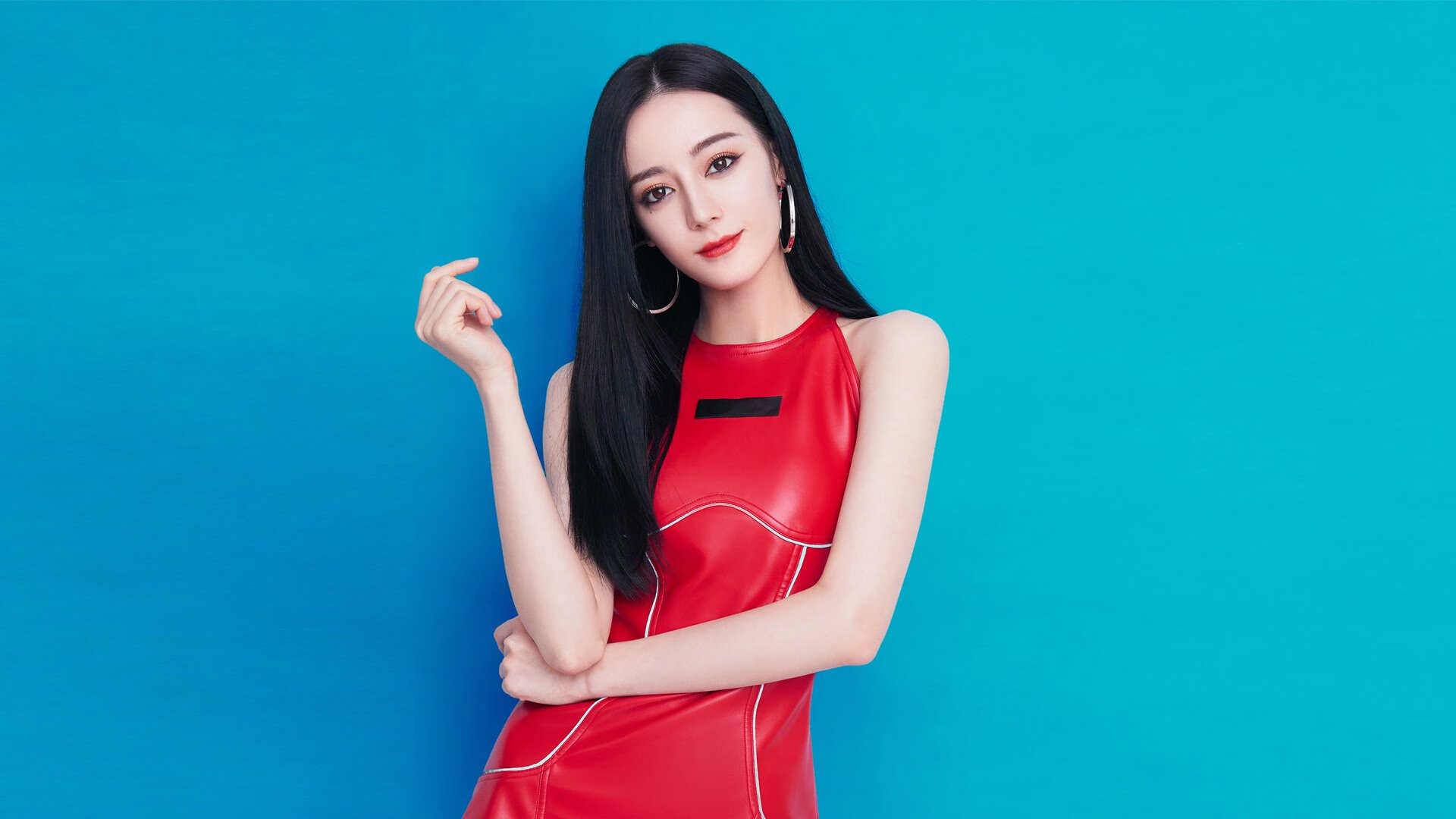 kaiyun网站-特色水上拔河，水中竞技激发团队默契，水中拔河比赛规则